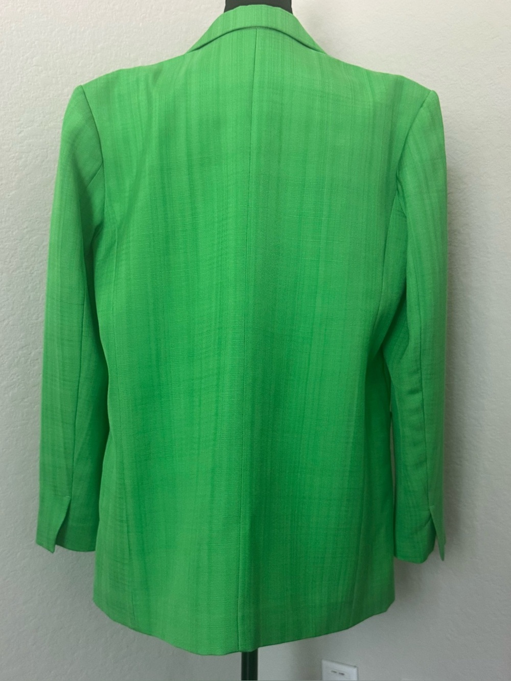 NWOT Sandro Bright Green Two-Button Tailored Blazer, FR 40/ US8 - Picture 8 of 14